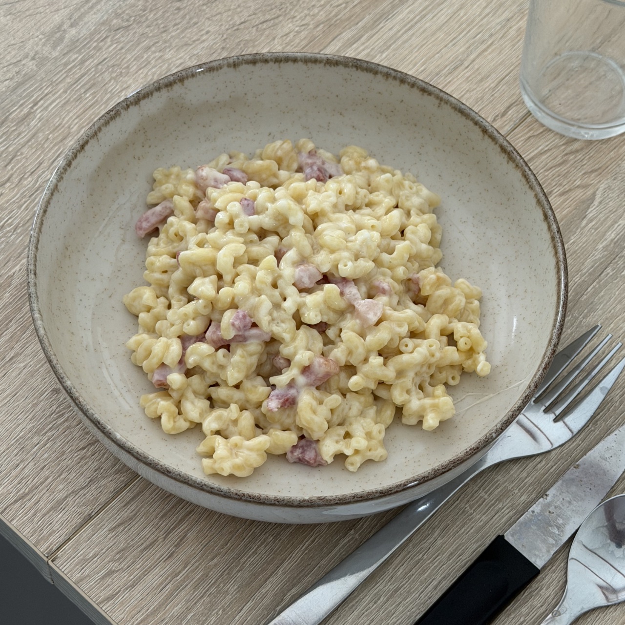 Coquillettes lardons emmental