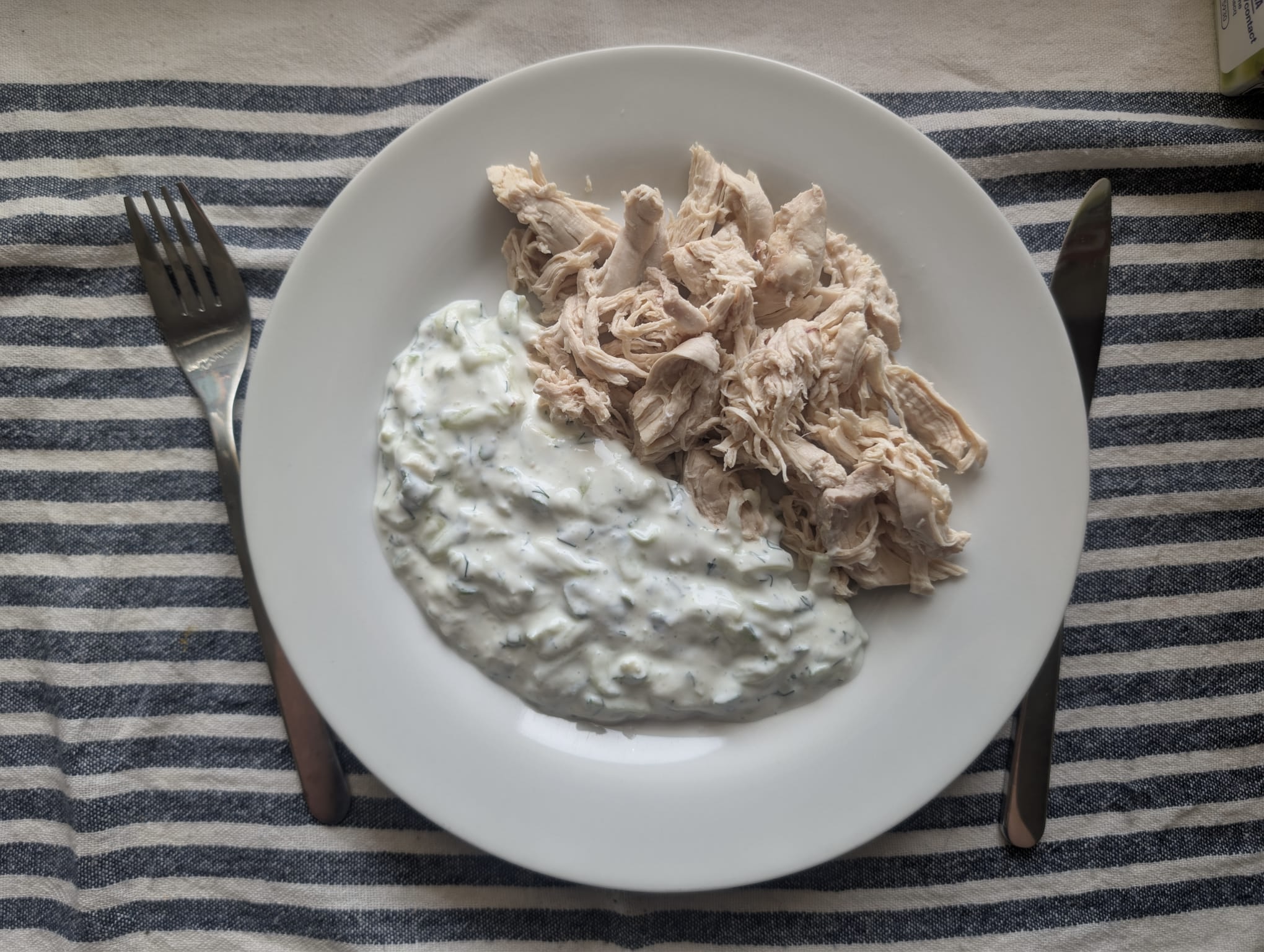 Poulet effiloché et tzatziki maison